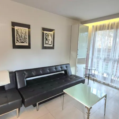 Apartament Zielony Z Ogrodem-2